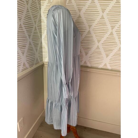 Love Copenhagen Women’s Size 6 Blue and Gold Thread Sheer Midi Tier Ruffle Dress - Picture 3 of 5